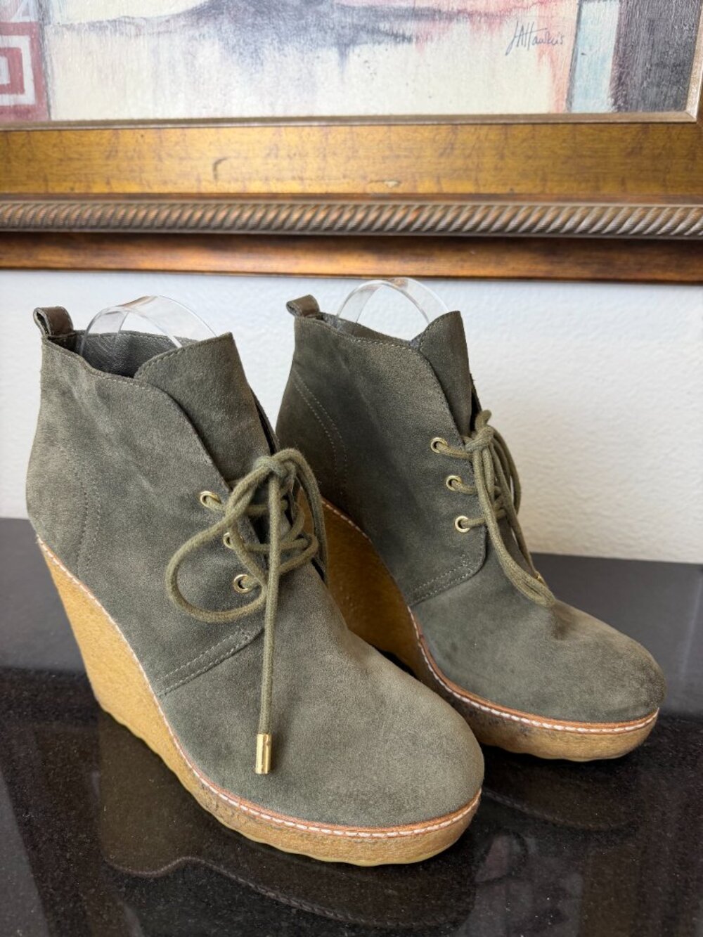 Tory Burch Denise‎ Suede Wedge Boots Booties Size 8.5M Olive Green Lace Up Shoes